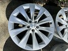 20” Staggered Slipstreams off 2020 Model X