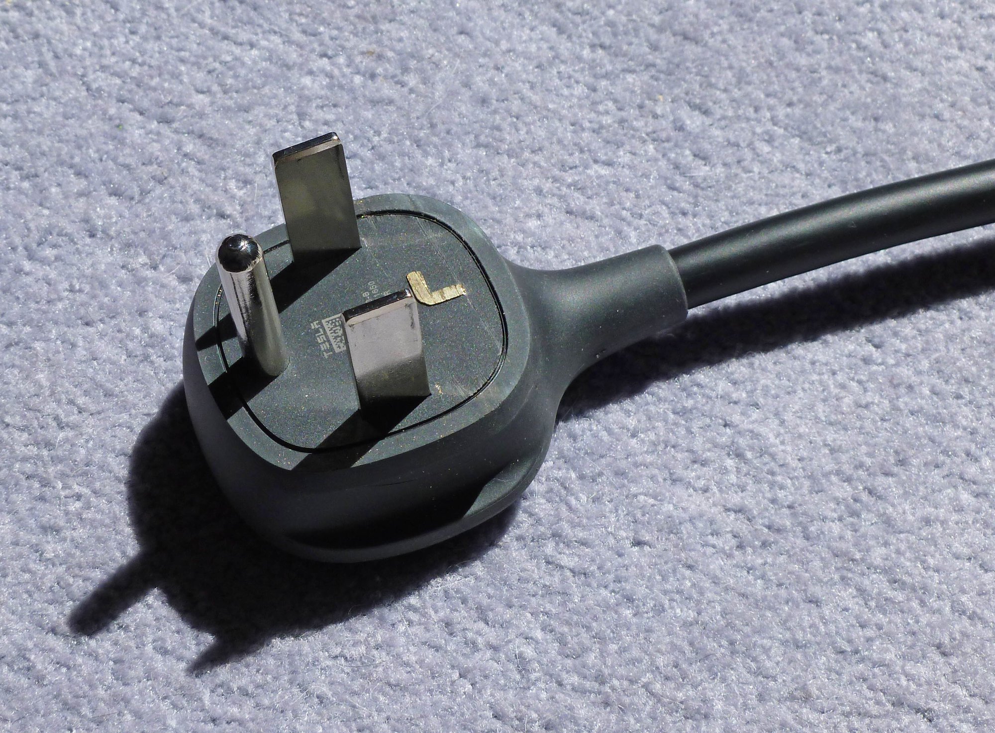 14-30 adapter with neutral pin removed2352crop 3-26-20.JPG