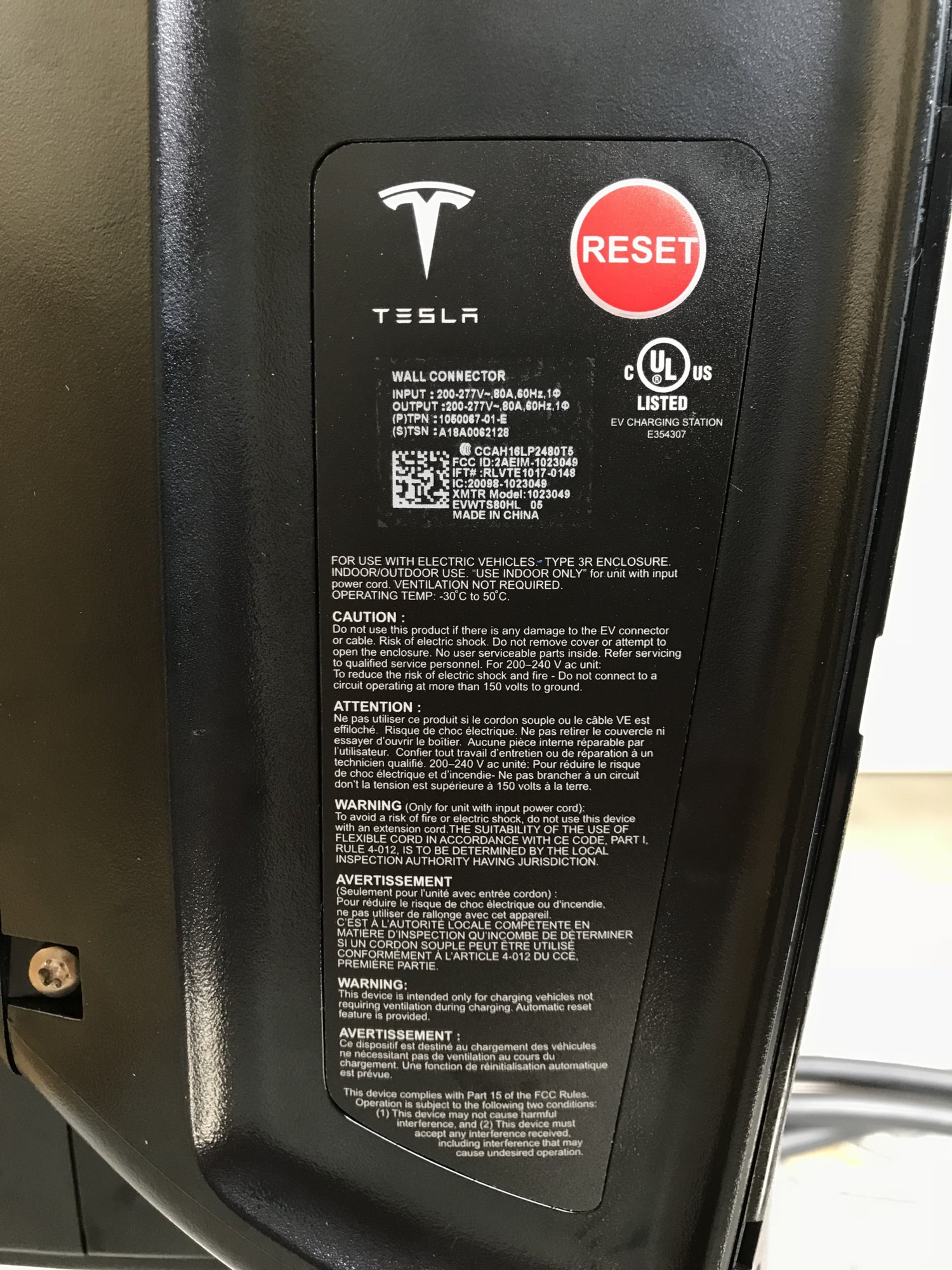 Tuto Photos : Installation d'un Wall Connector Tesla (Gen 2/3) - Forum et  Blog Tesla