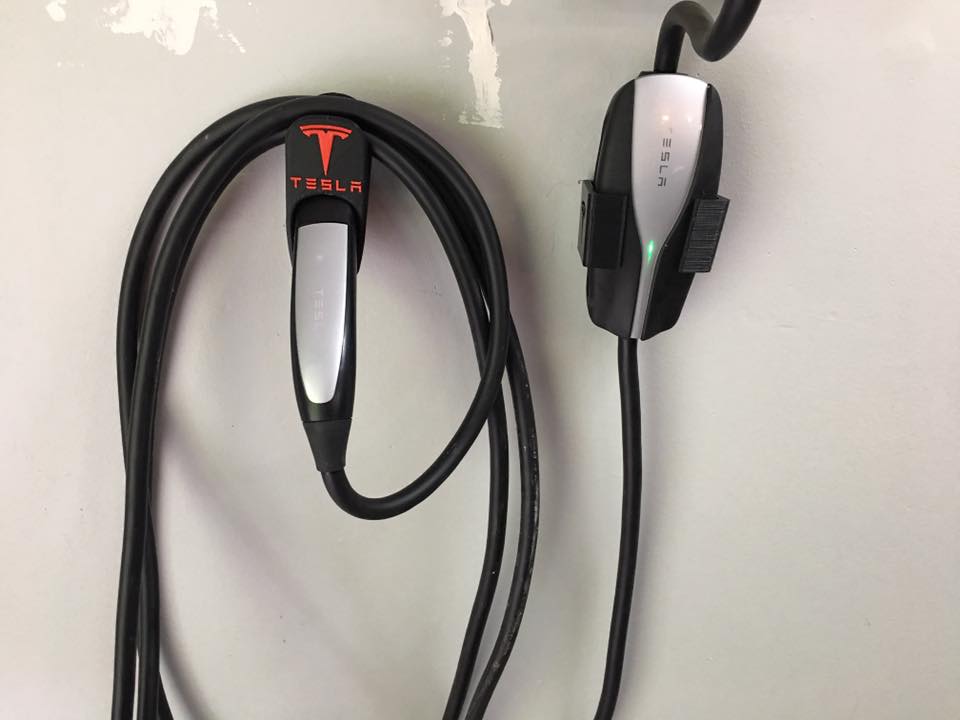 STL file charger cable support for electric vehicles・3D printing