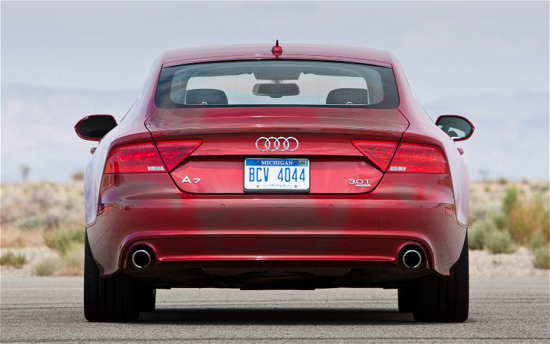 2012-Audi-A7-rear-profile.jpg