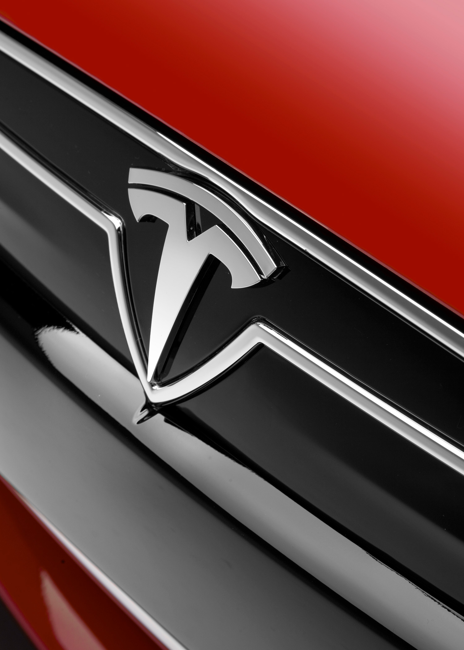 2013-Tesla-Model-S-grille.jpg