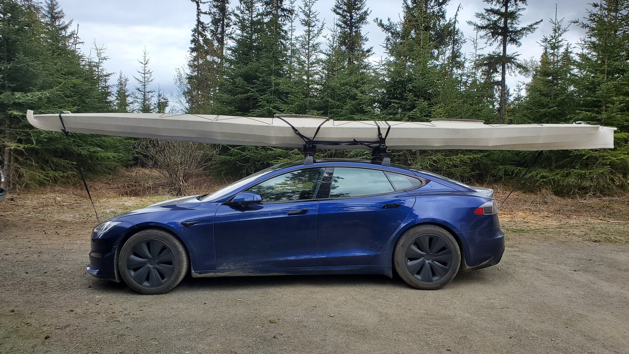 Model Y 2023: What is your solution for Roof Rack and Roof Cargo Box? |  Tesla Motors Club