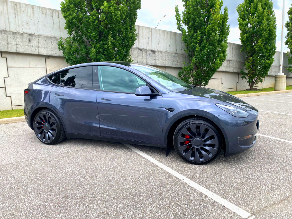 2023 Tesla Model Y.jpg