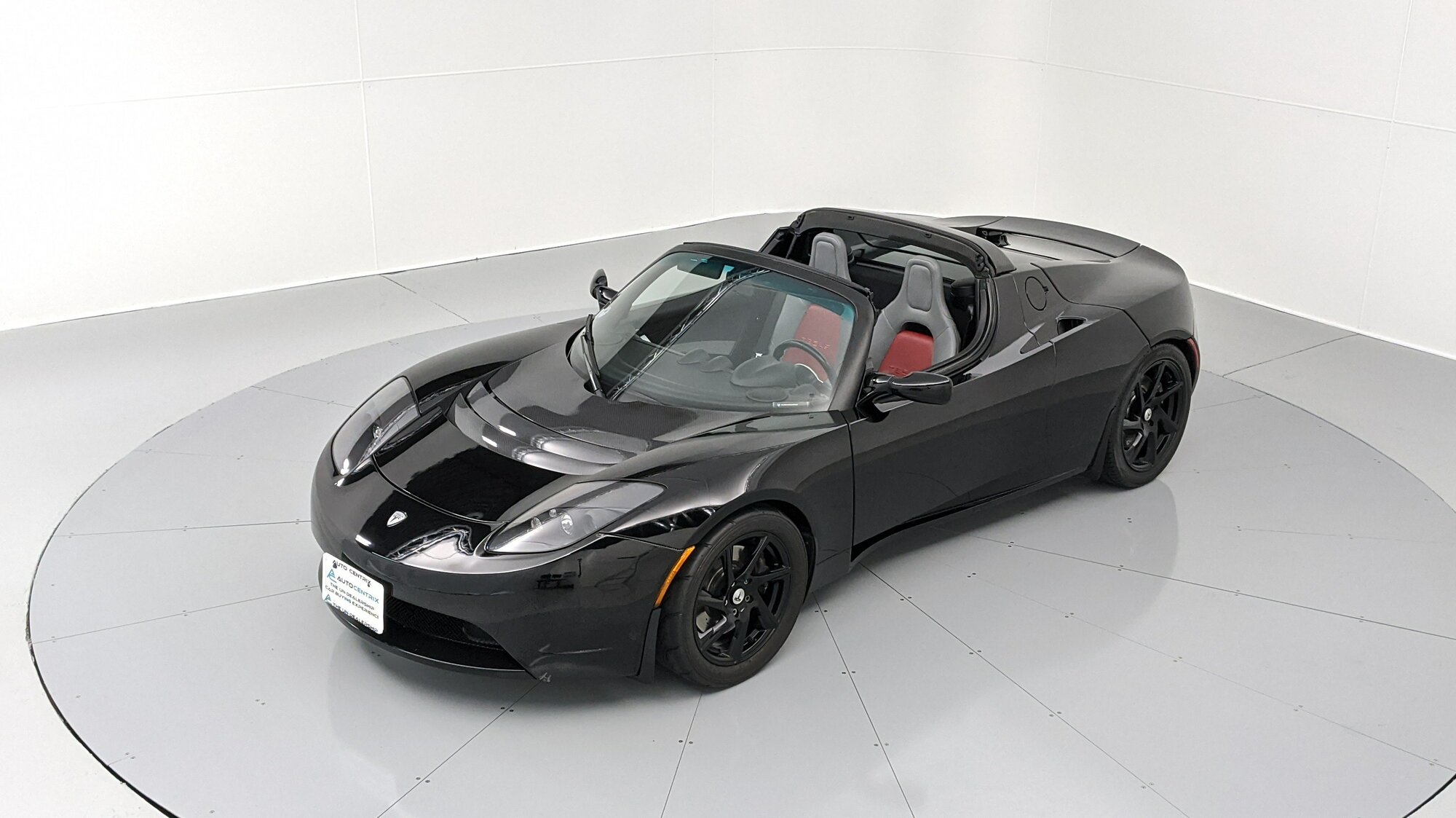 5YJRE1A18A1000589-2010-Tesla-Roadster.sp_turntable_pic.1000.16x9-3840x2160-4K.20211108111175.jpg