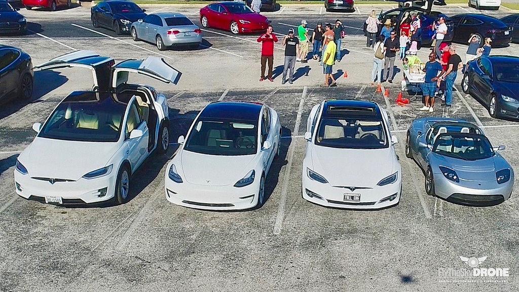All 4 Tesla models 2.jpg