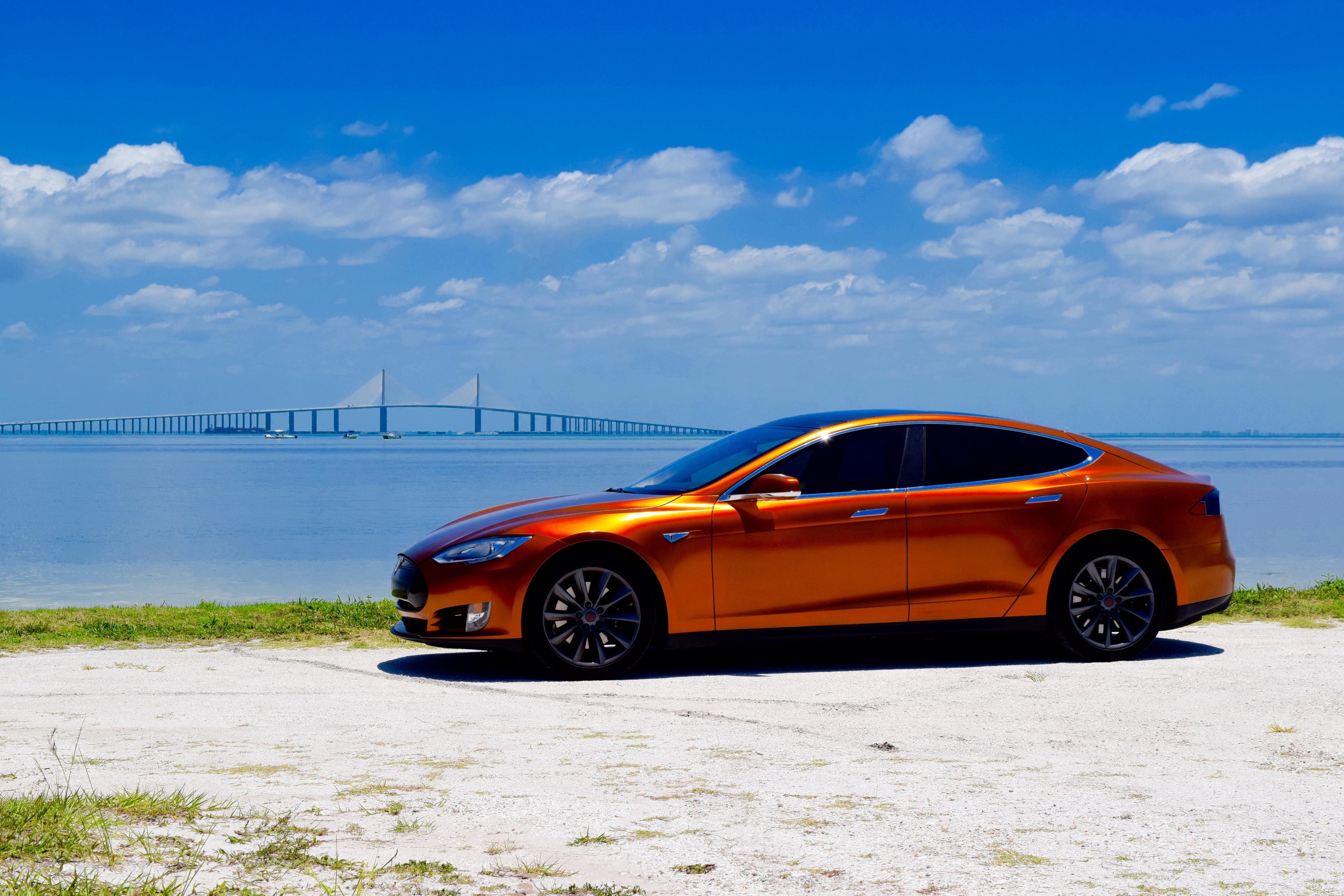 Burnt Copper Tesla Model S Pic 3.jpg