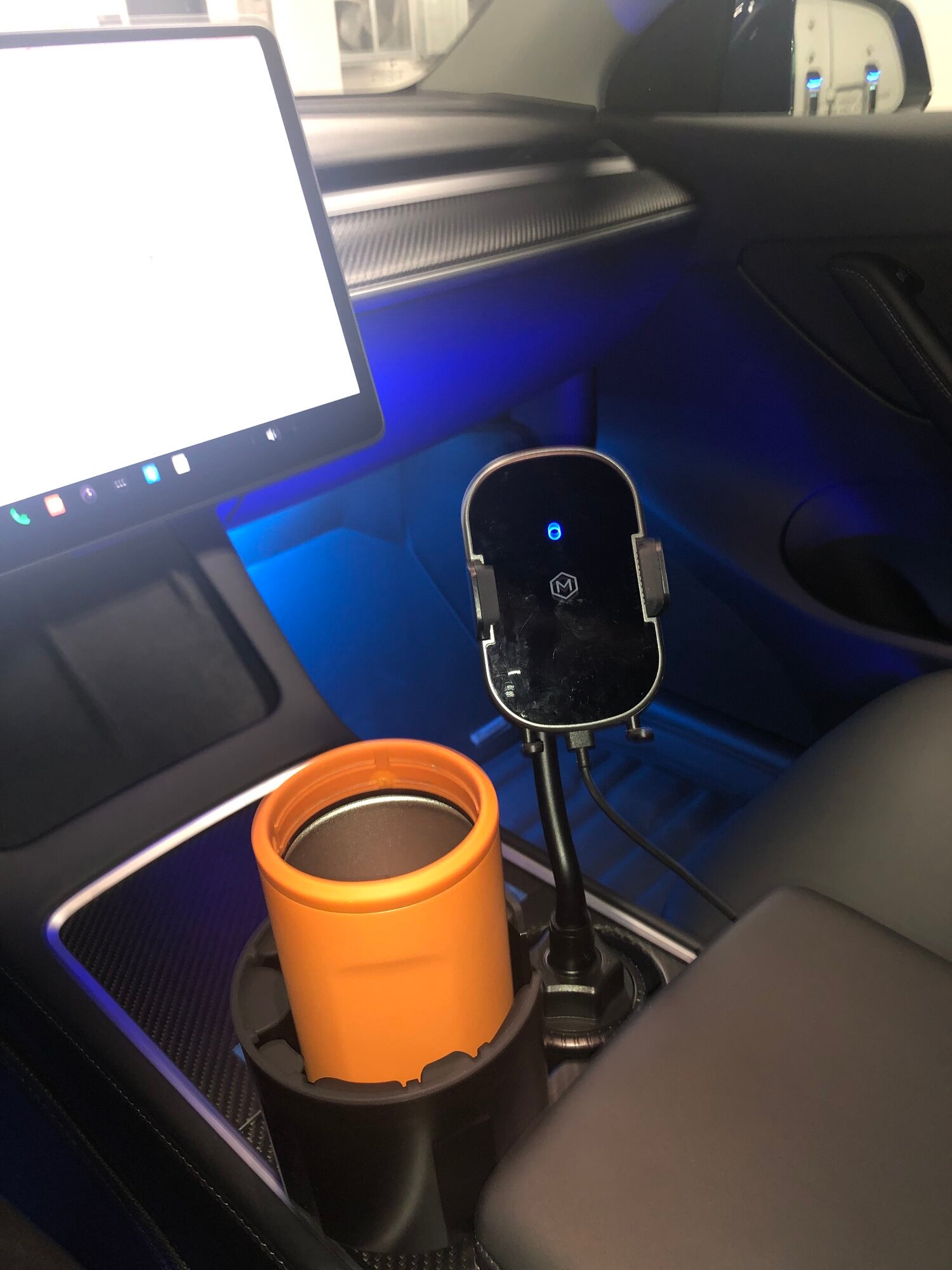Perfect fit in cup holders : r/TeslaLounge