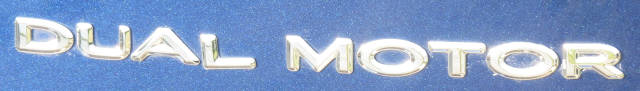 dual-motor_badge.jpg