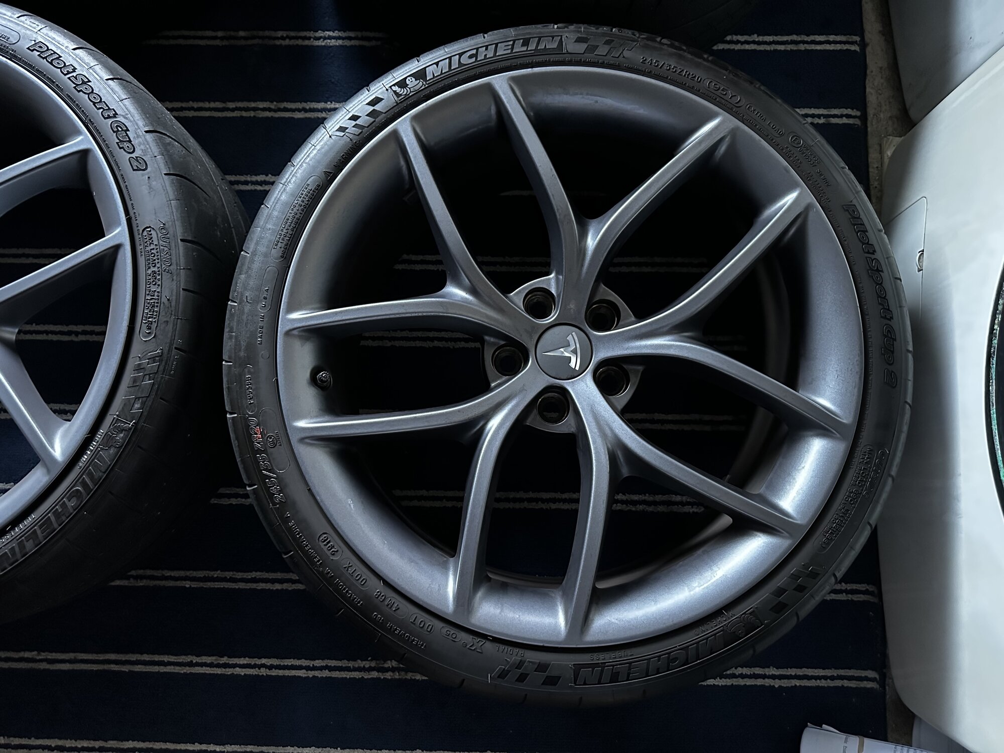 FS: Model 3 20” Zero G OEM Wheels Set w/ Michelin Cup 2 Tires 