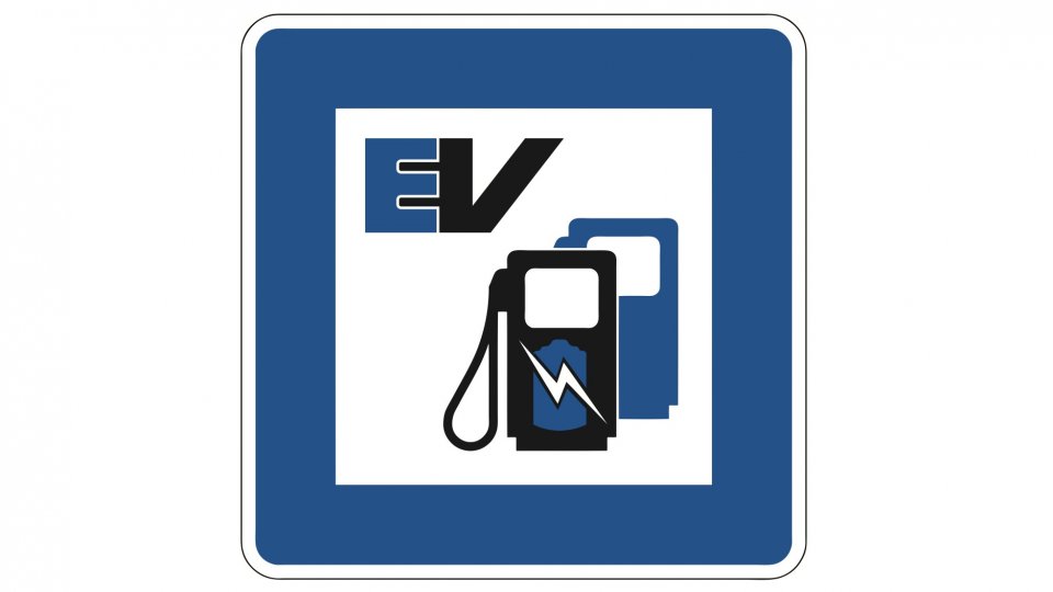 EV_charging_stations_EU_table.jpg