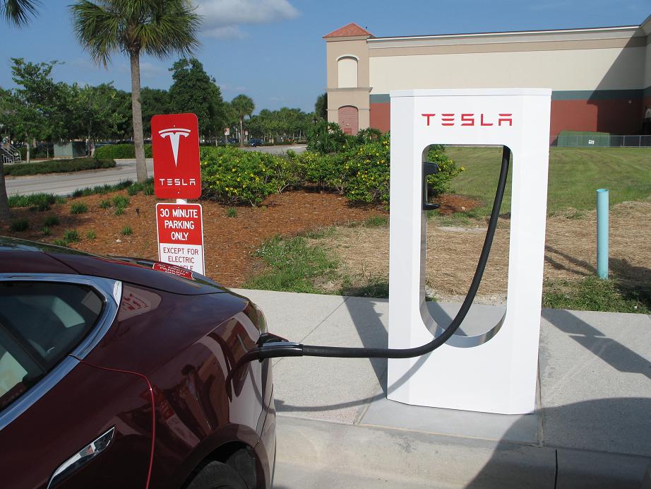 Fort Myers Supercharger ribbon cutting buisness end.jpg