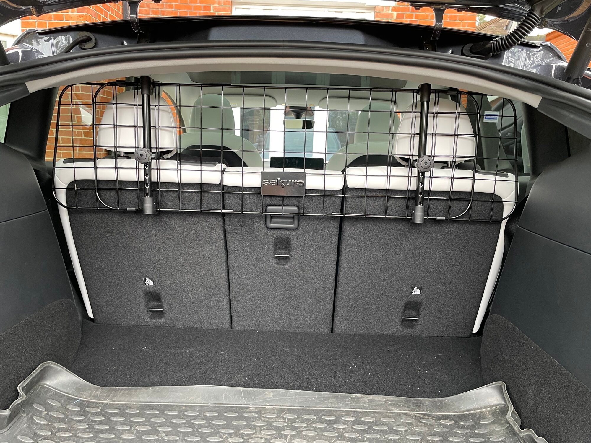 Tesla Model Y: Pet Cargo Divider Grill, Trunk Pet Guard - Plugear