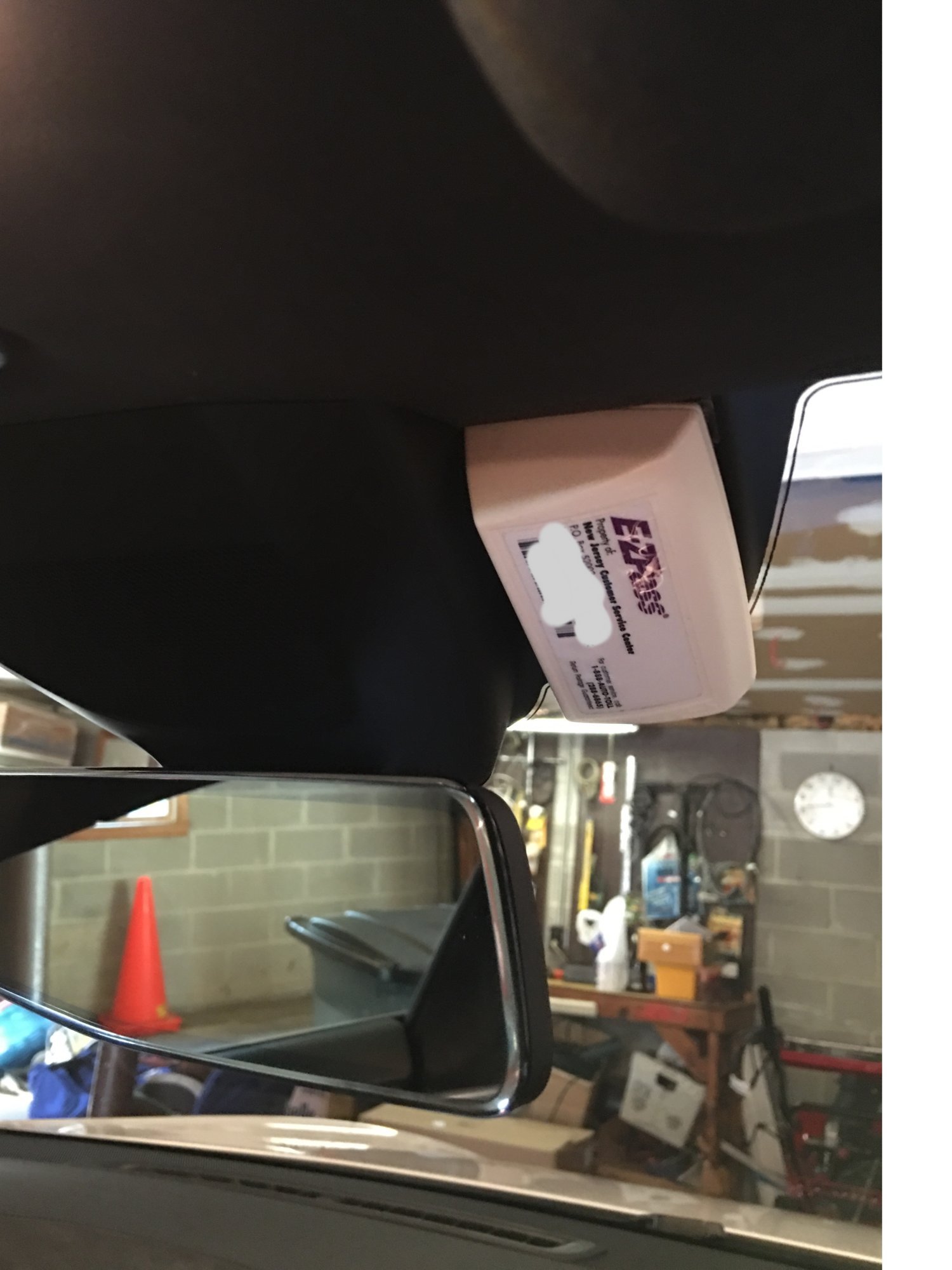 You know that Velcro that they give you with your EZ PASS to stick it to  the windshield? : r/boston