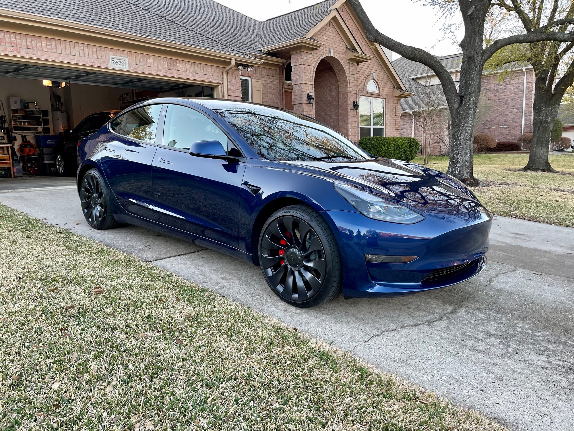 Review: Turtle Wax Hybrid Solutions Ceramic Spray Coating on My Tesla Model  3 