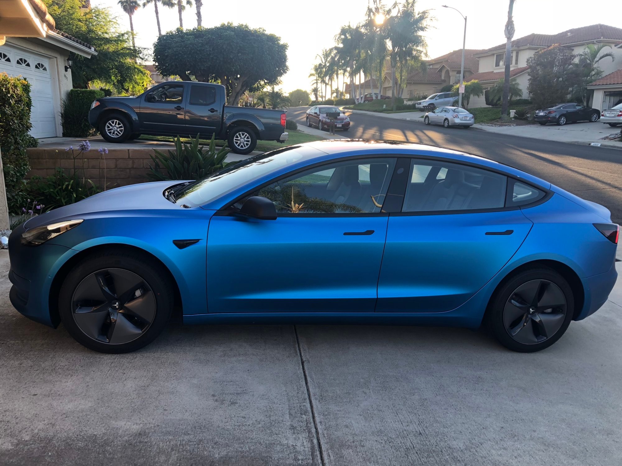 omhyggeligt forfriskende lancering I sprayed my Model 3 with a custom blue Liquid Wrap | Tesla Motors Club