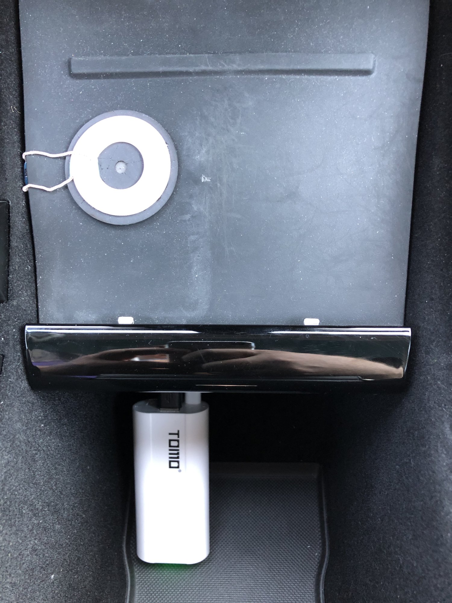 Model 3 USB Hub for Charging, Teslacam, Sentry, - Tesland
