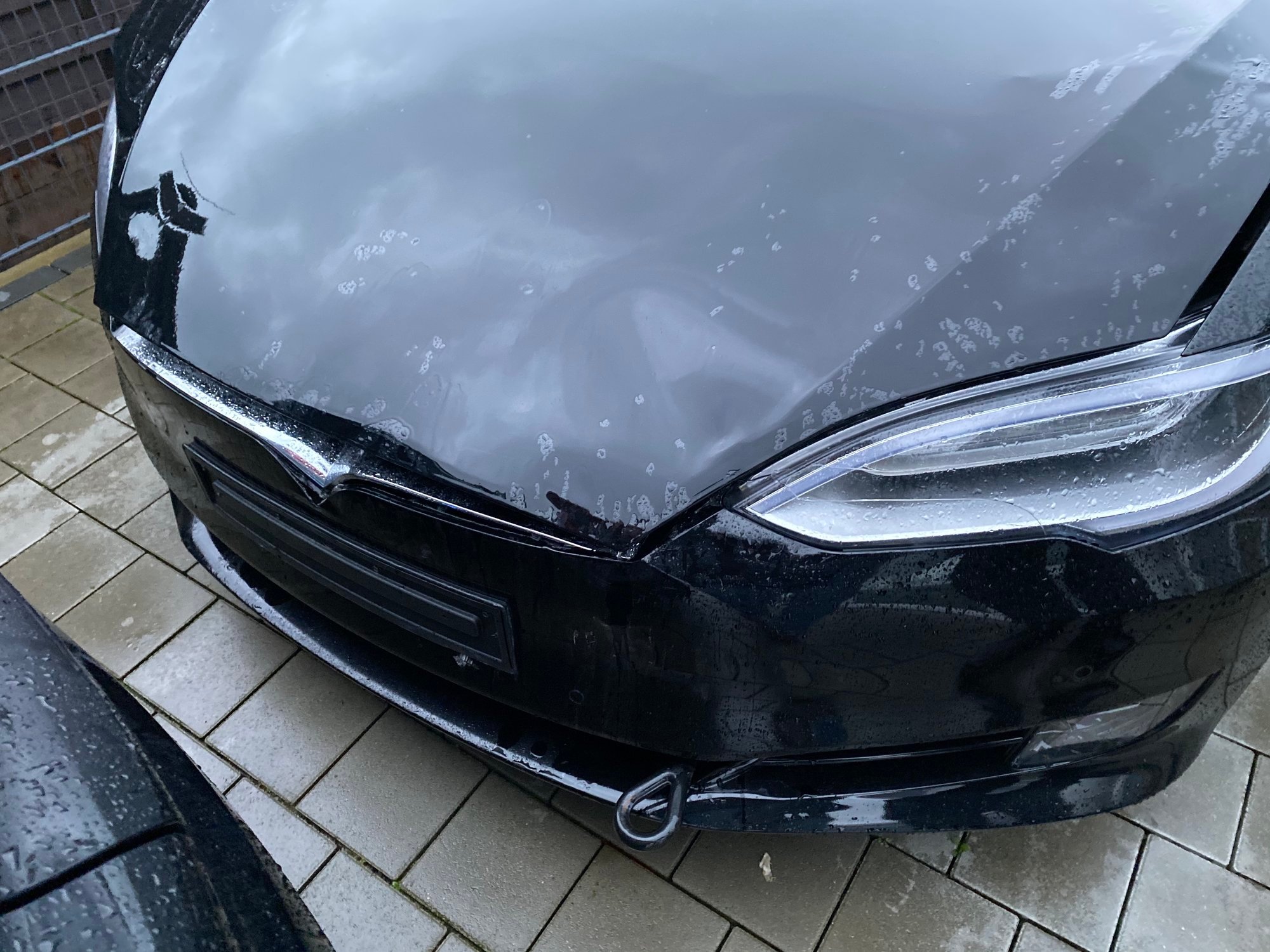 Investigating an Airbag Not Deploying During a Collision in a 2020 Tesla Model Y Vehicle