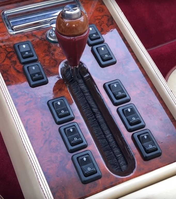 JB Lagonda Panel Switches  .png