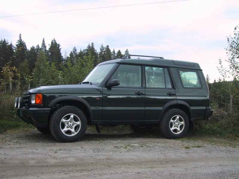 Land-Rover-Discovery-2000-1.jpg