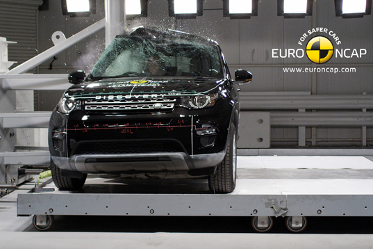 land_rover_discovery_sport_2014_pole.jpg