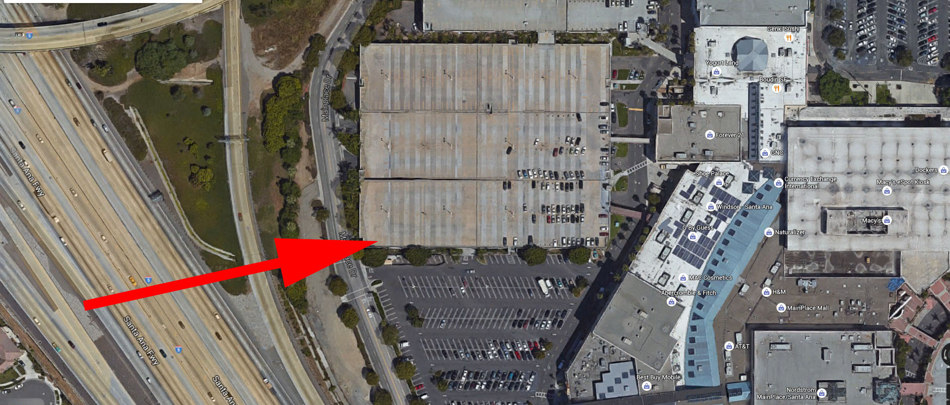 MainPlace Mall Tesla Supercharger Location.jpg