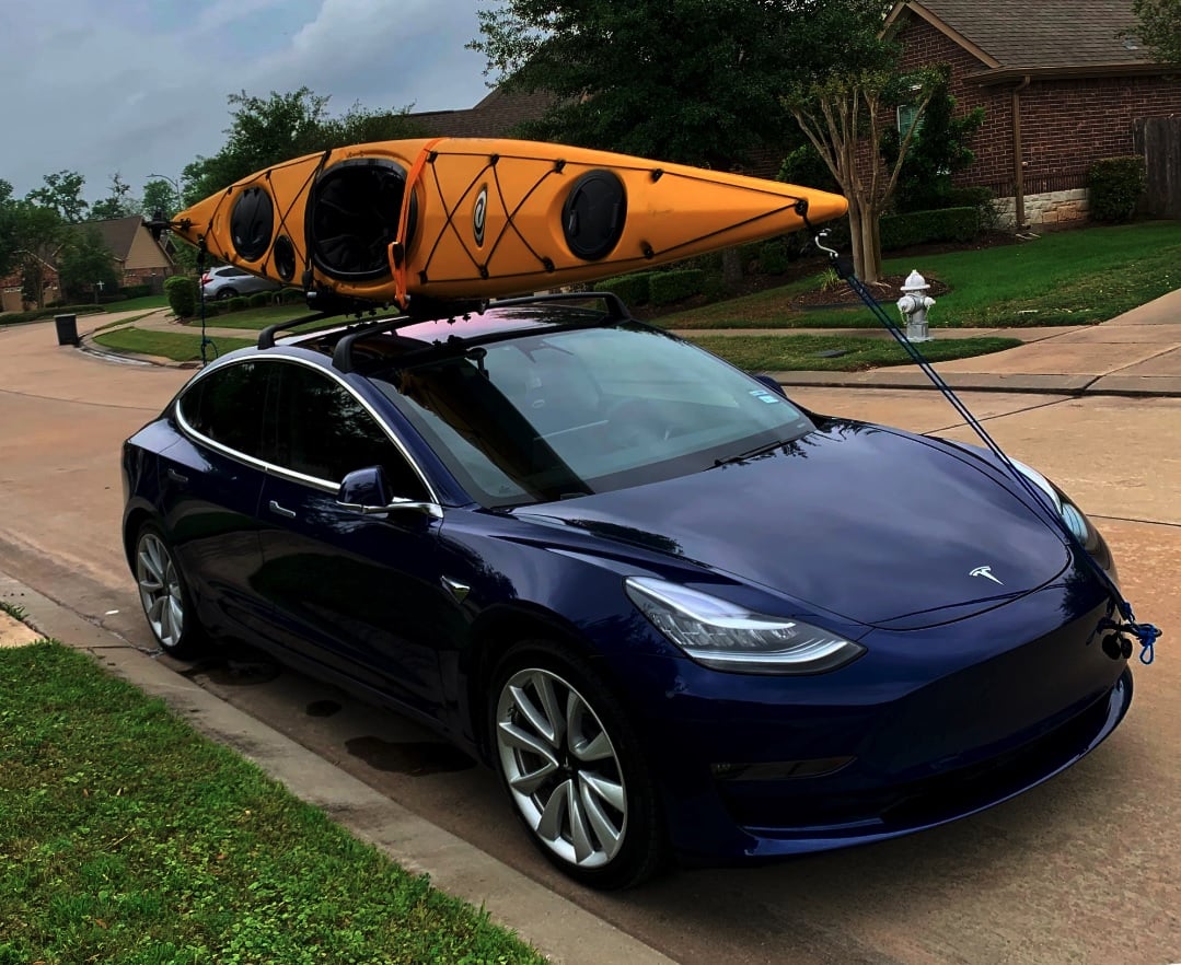 Model 3 blue - roof and 1 canoe 2.jpeg