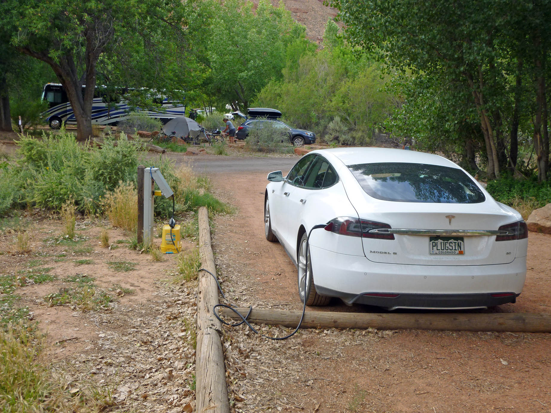 Model S at campsite Zion NP1680sf 6-9-16.jpg