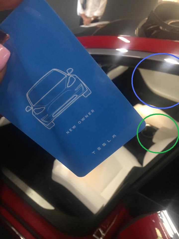 Model S White Interior.jpg