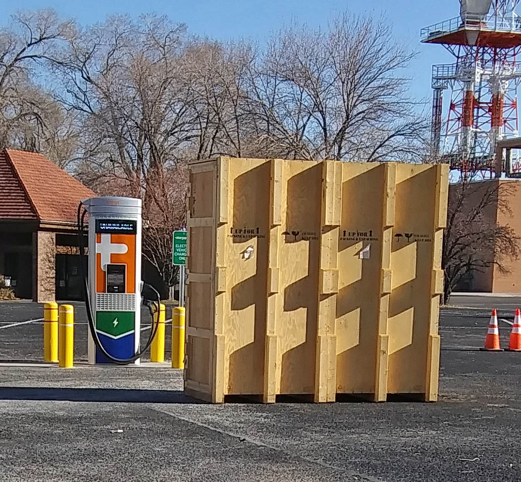 Montrose ChargePoint Station20201129_102418crop.jpg