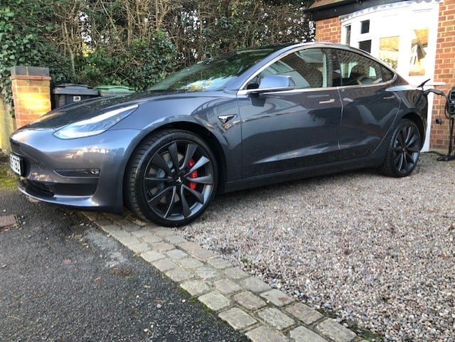 Paint touch-up pen for bodywork and rims Tesla