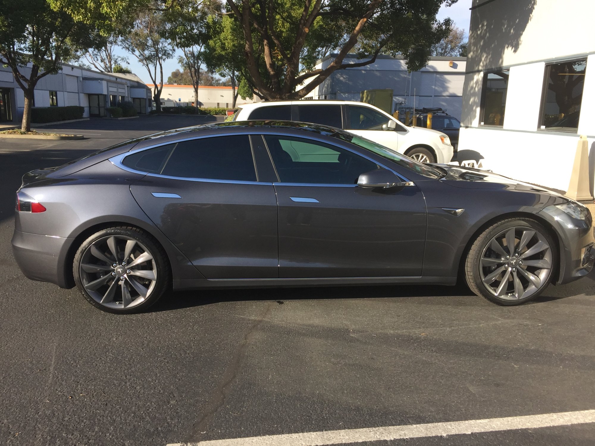 My Tesla New Wheels 21  9-30-2107.jpg