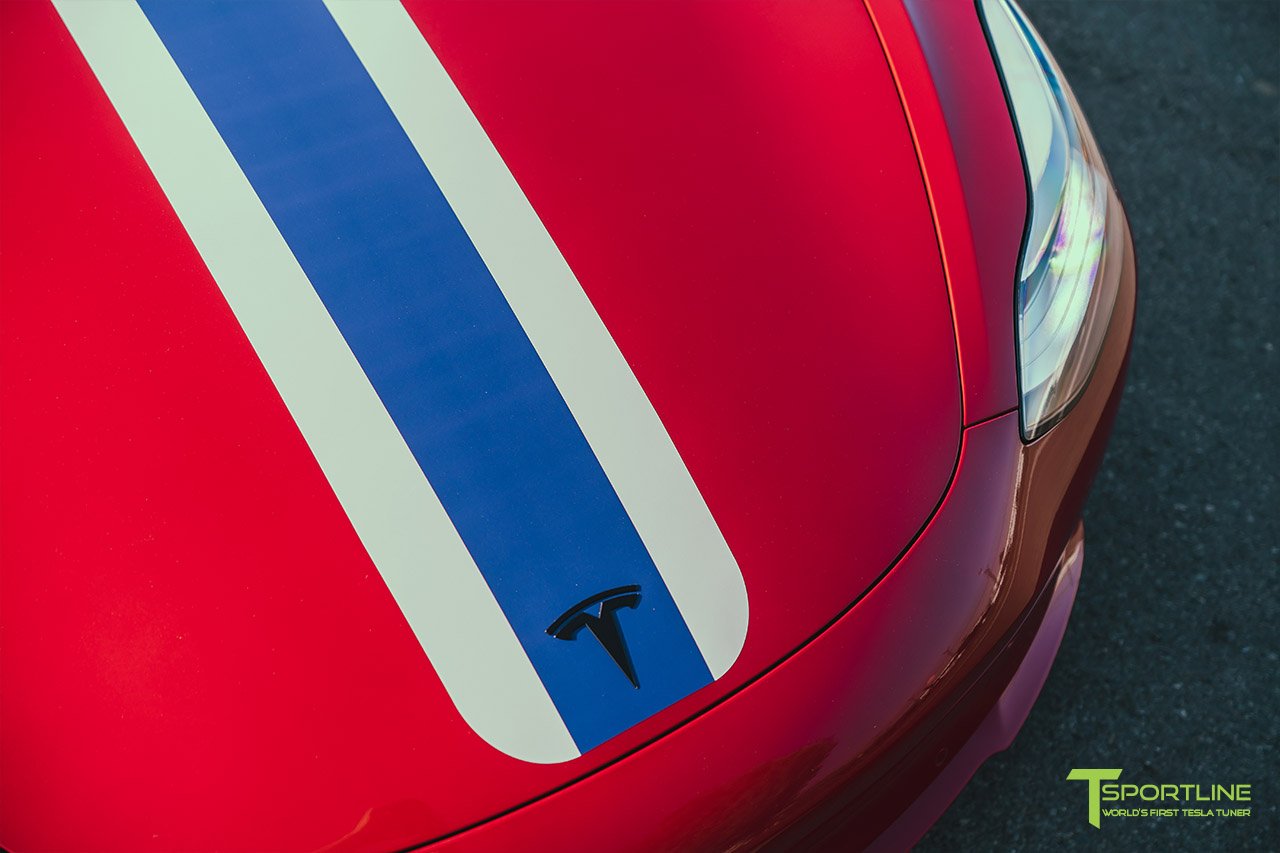 red-multi-coat-tesla-model-3-speciale-racing-stripe-wm-3.jpg