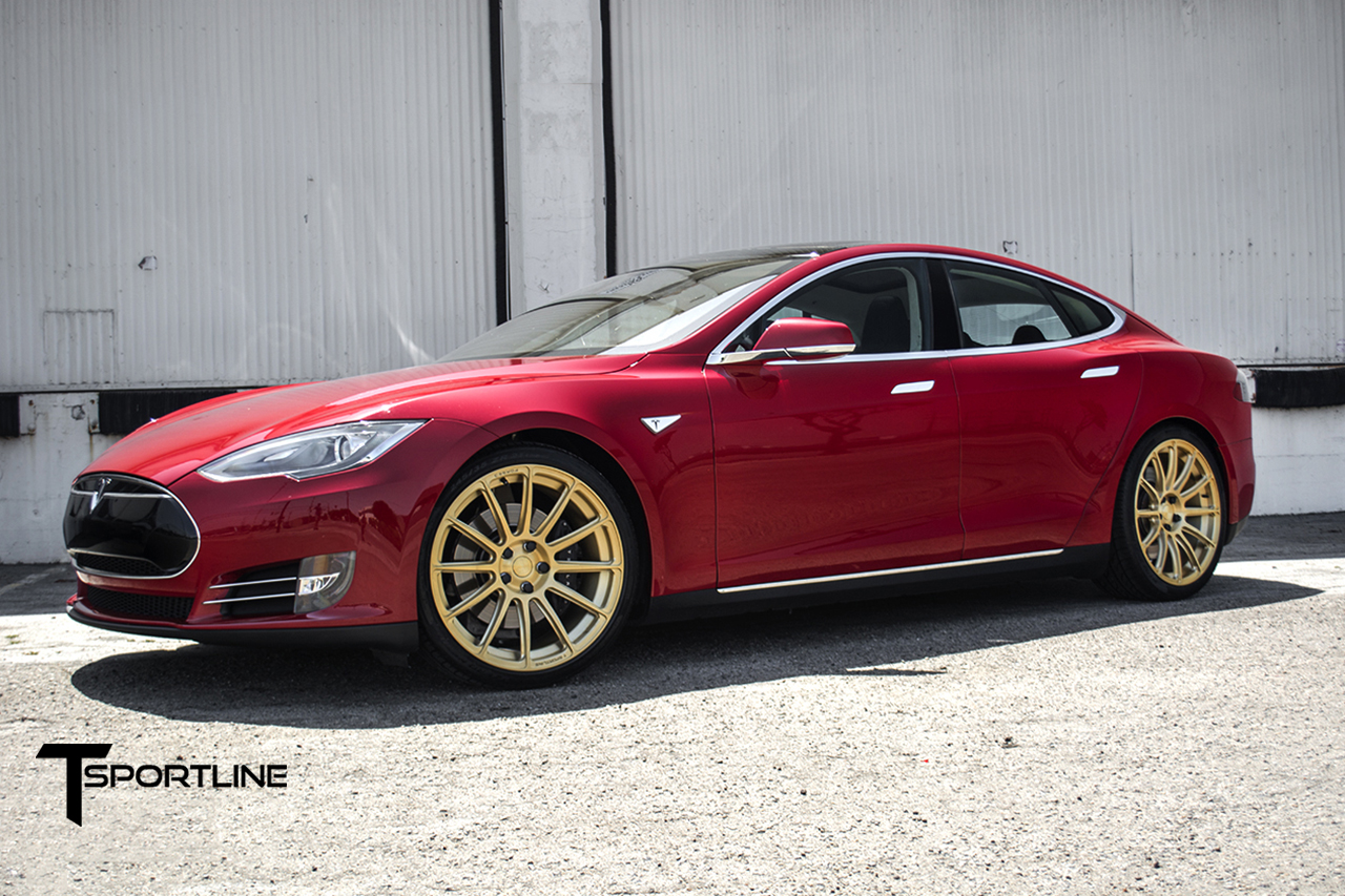 Red-Tesla-Model-S-on-Ghost-Gold-TS112-9.jpg