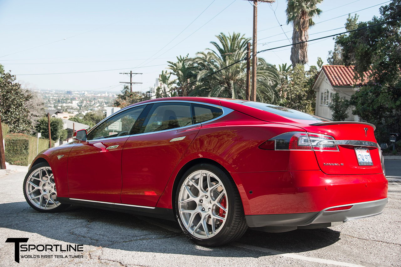 Red-Tesla-Model-S-P85-on-Machine-clear-TS117-Wheels-10.jpg