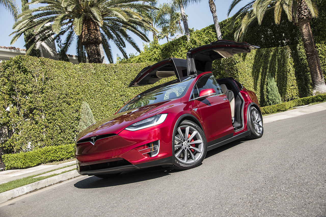 Red Tesla Model X on Metallic Grey TST 20in 2-1280.jpg