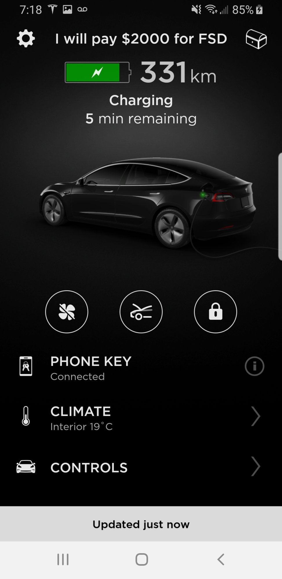 Screenshot_20190502-191814_Tesla.jpg
