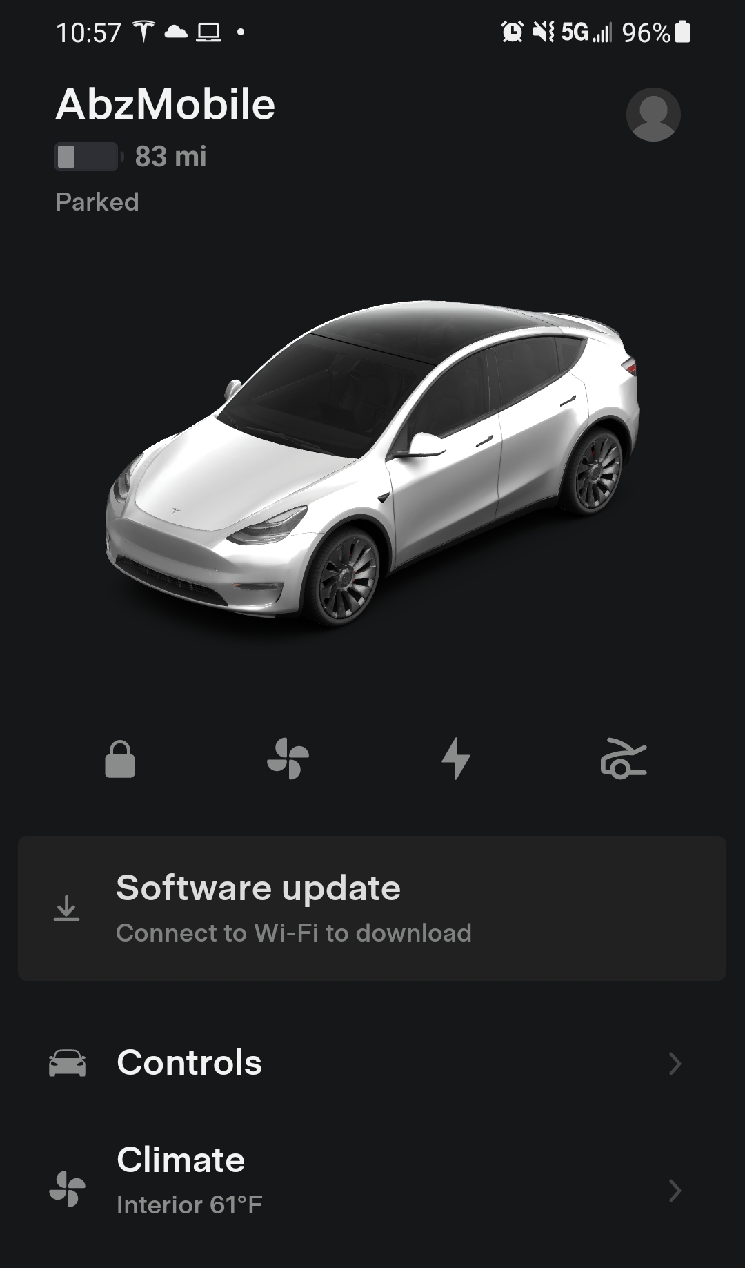Screenshot_20211018-225817_Tesla.jpg