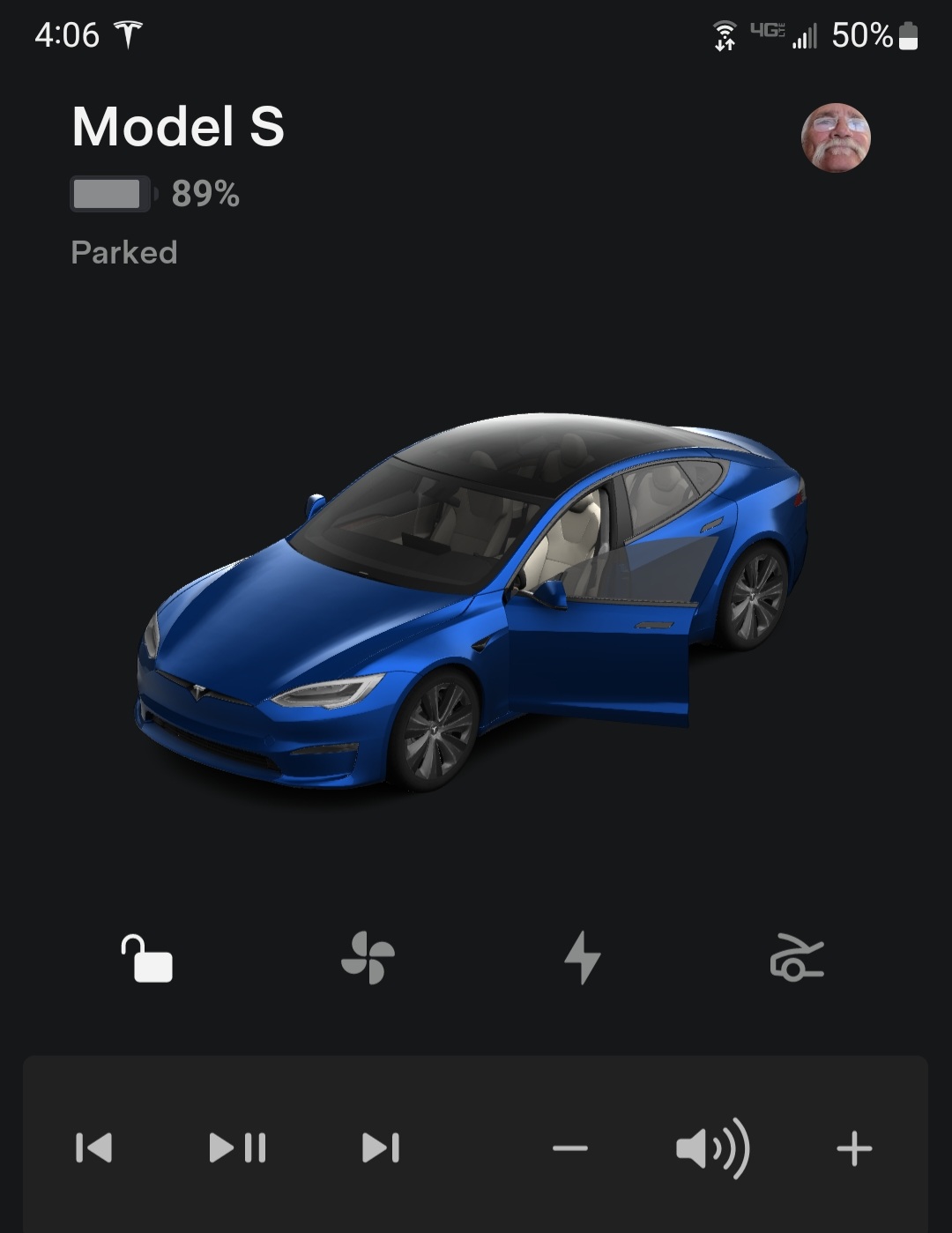 Screenshot_20220920-160634_Tesla.jpg