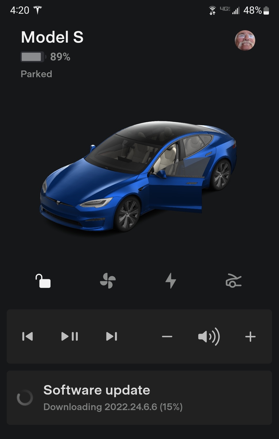 Screenshot_20220920-162019_Tesla.jpg