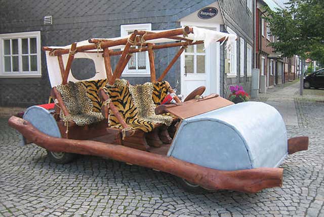 Sebastian Trager's Flintstones car.jpg