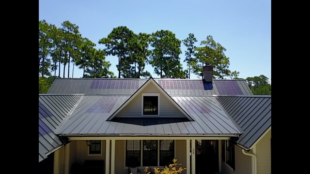 Solar Roof Pic 2.jpg