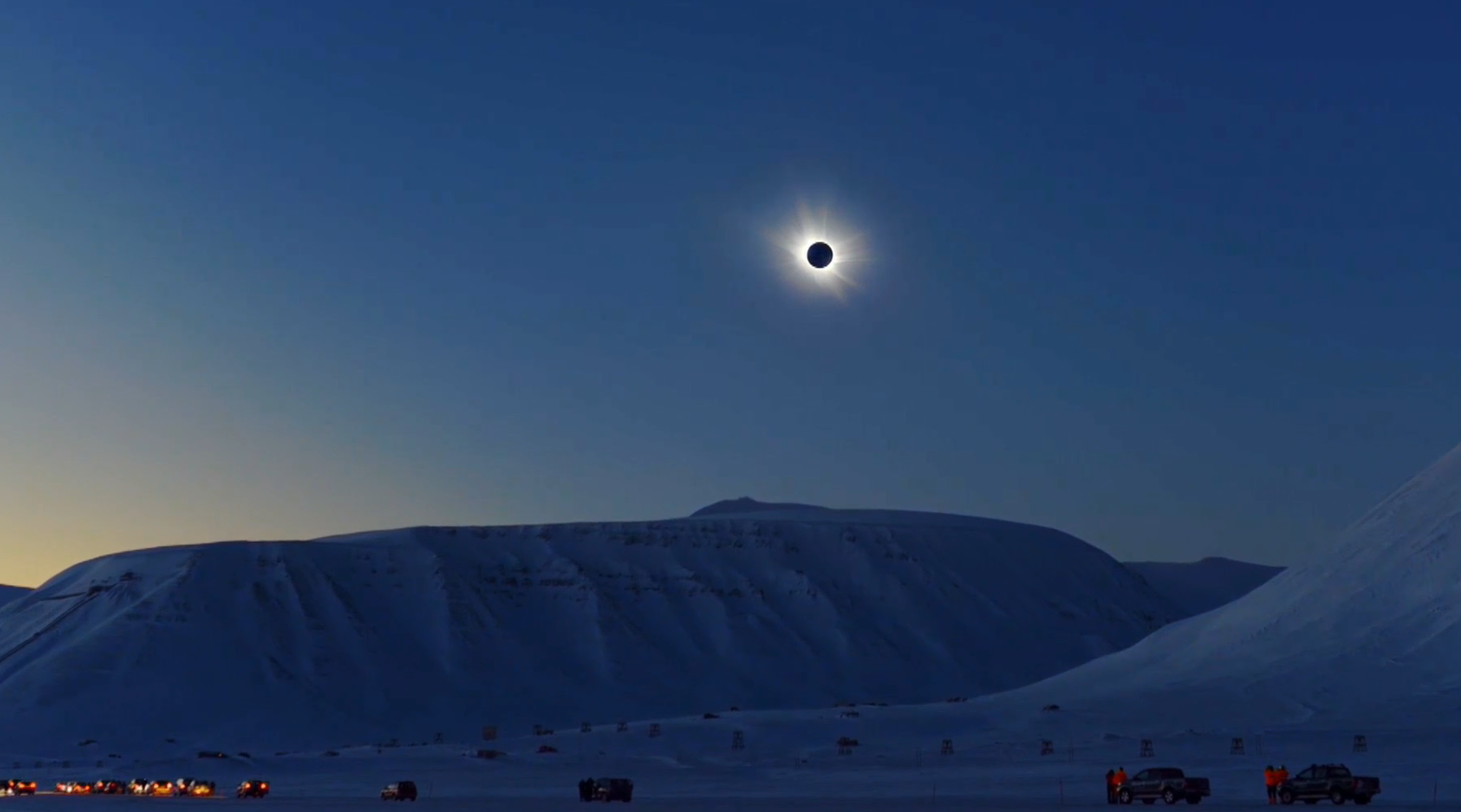 svalbard-eclipse1.png