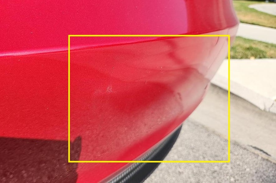 How much does it typically cost to repair scratches on a fender