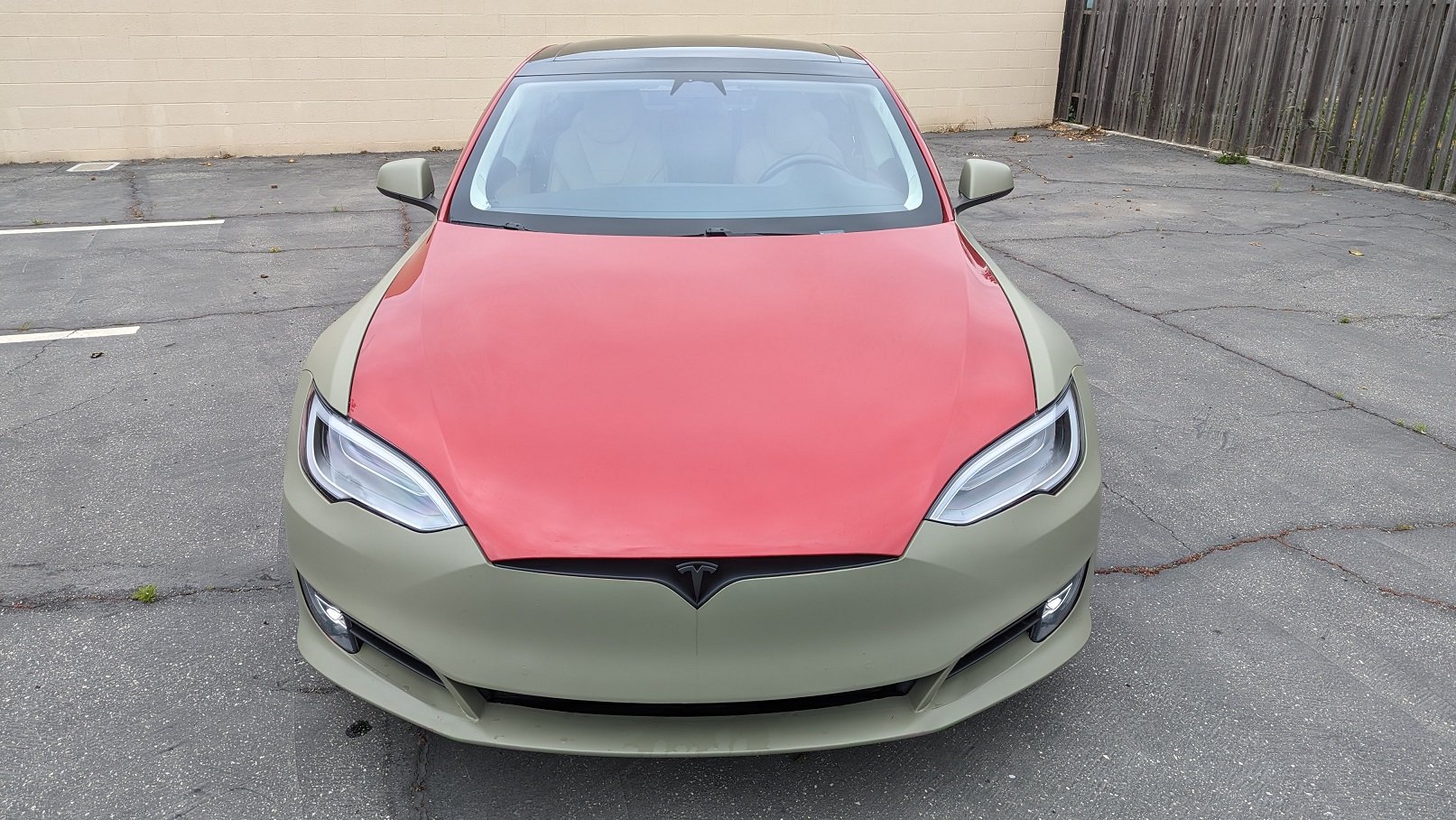 Tesla 4 Sale 01.jpg