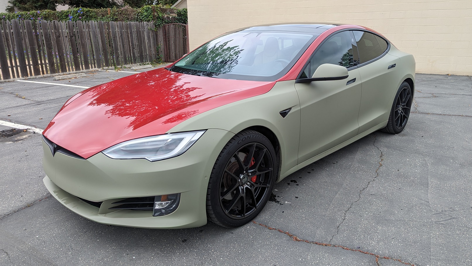Tesla 4 Sale 06.jpg
