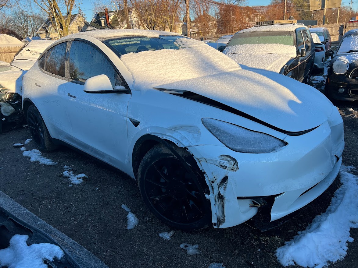 Tesla accident 3.jpg