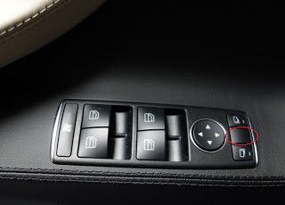 tesla-drivers-side-controls.jpg