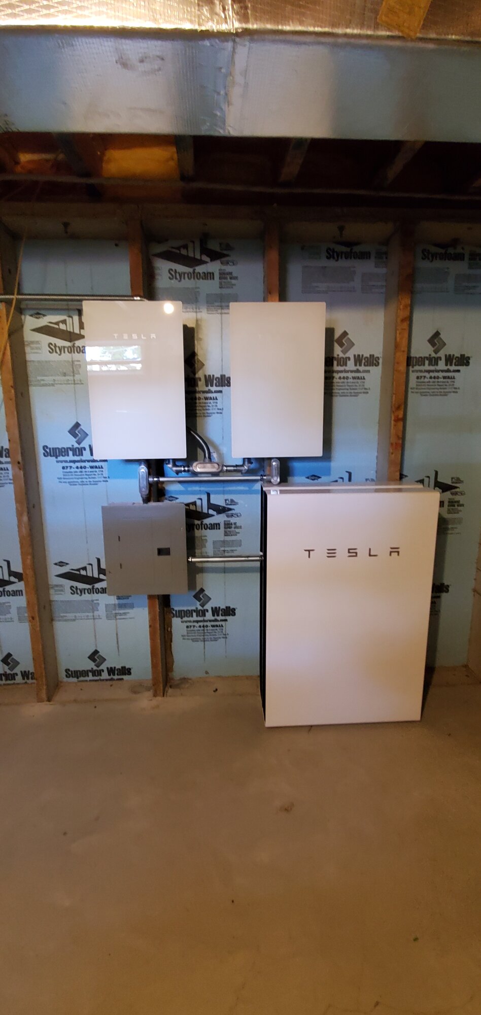 Tesla Inverters and Powerwalls 06242021.jpg