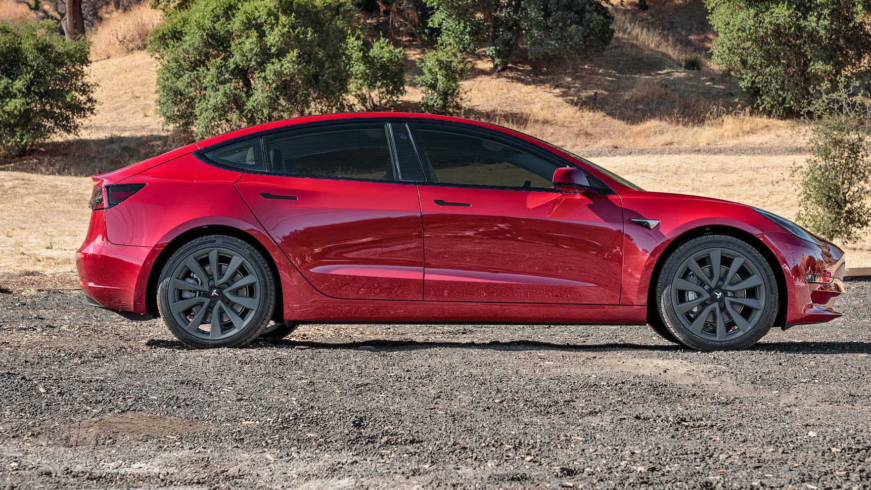 Tesla-Model-3-side-profile-ChromeDelete2.jpg